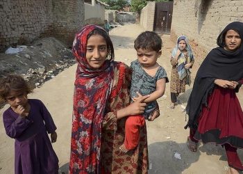 UN urges countries to ease family reunification for Afghans