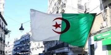 Algerian party seeks to criminalize French colonization