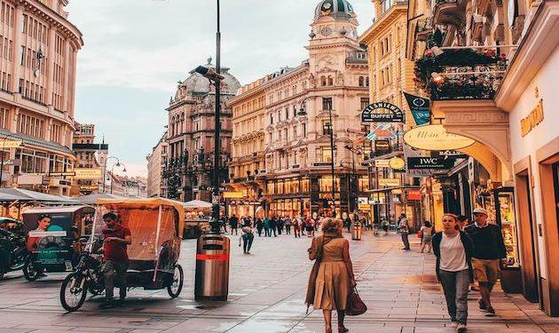 As Covid returns, Austria warns of lockdown for unvaccinated