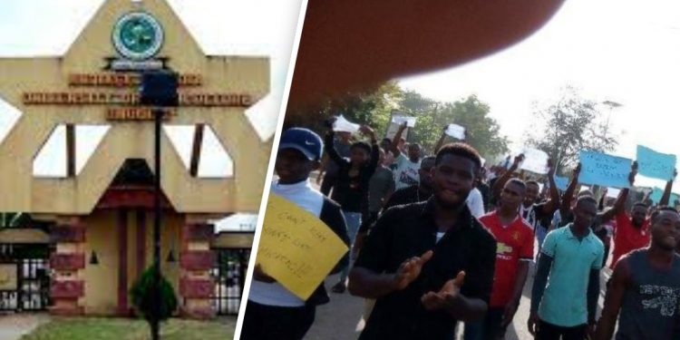 We want to be corpers, not corpses, say Abia students protesting bad road