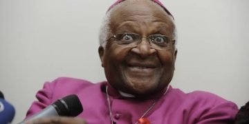 Nobel Laureate Desmond Tutu clocks 90
