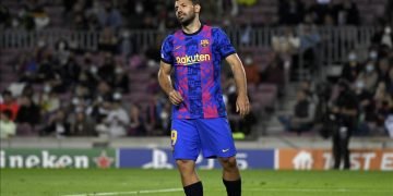 Barcelona forward Aguero taken to hospital for cardiac tests