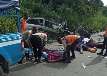 Nine die as commercial vehicles collide on Ibadan-Iseyin highway
