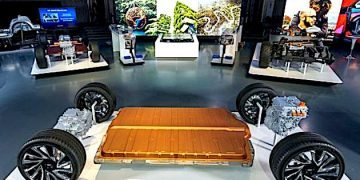 GM building new battery research center, targets 600 mile range