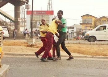 Danfo driver stabs LASTMA official