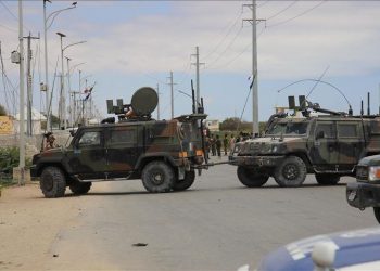 Somalia gets vehicles, equipment from UK to tackle roadside bombs