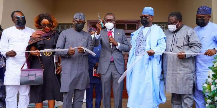 South-West partnership: Sanwo-Olu opens Ekiti liaison office, governor’s lodge in Lagos