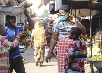 Rights group in Tanzania touts cash handouts for single mothers