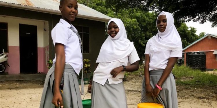 Tanzania’s school fighting climate change with rainwater