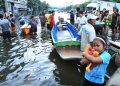 After floods strike north, officials act to avert disaster in Bangkok