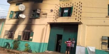 Jos prison under attack