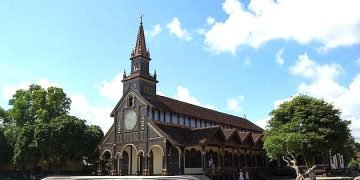 French church to sell properties to compensate victims of abuse