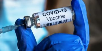 COVID-19: Majority of African health workers not yet vaccinated, WHO laments