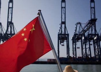 China’s exports jump 27.1% in October