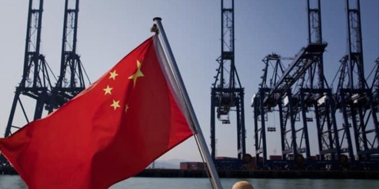 China’s exports jump 27.1% in October