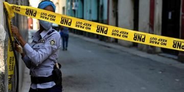 Cuba locks activists into homes to prevent protests