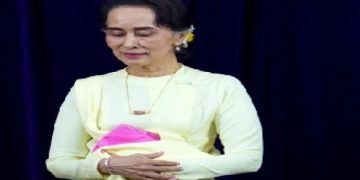 Suu Kyi faces decades behind bars for election fraud