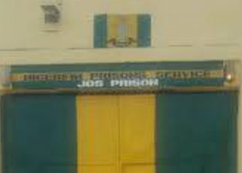 11 killed, 262 inmates flee from Nigerian prison after attack by militants