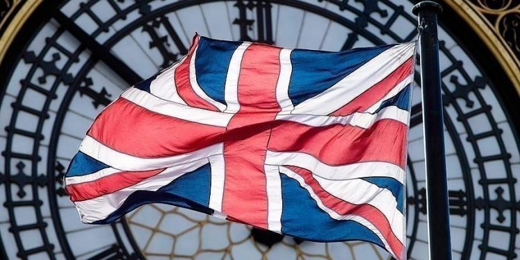 Head of UK military warns of war with Russia