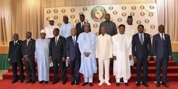 Buhari hosts ECOWAS leaders in crucial meeting