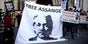 US wins appeal over extradition of WikiLeaks founder Assange