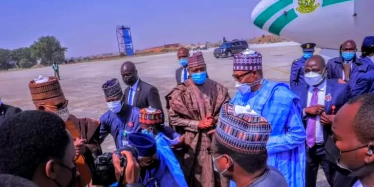 Buhari vows to tackle NW bandits