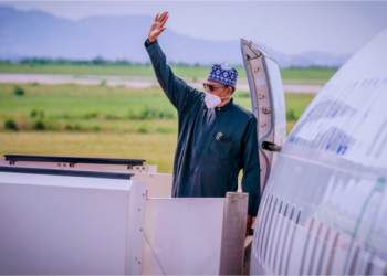 Buhari jets off to Dubai expo with 13-man entourage