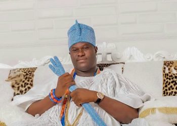 Ooni Of Ife Gets OAU Honorary Degree As 109 Bag First Class