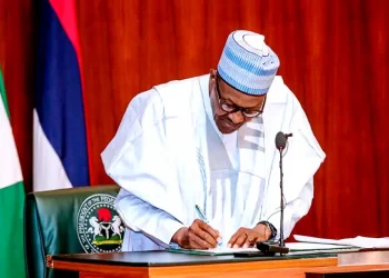 BREAKING: Buhari signs 2022 Appropriations Bill of N17.127trn into law