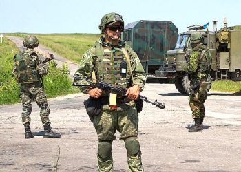 New German Foreign Minister warns Russia not to invade Ukraine