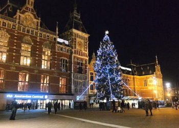 Only 4 to 6 to gather at Christmas in Holland due to Omicron