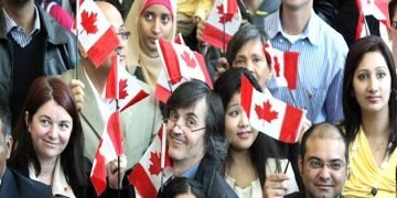 Canada sets new record with 401,000 immigrants in 2021