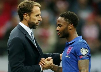 Kneeling for BLM ‘sends powerful message to kids, claims England boss