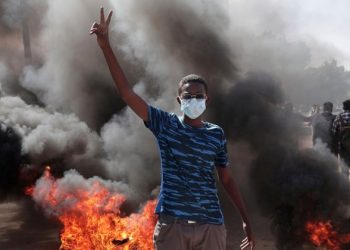 Sudan Forces Fire Tear Gas, Injure Dozens of Protesters