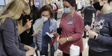 Israel Begins Clinical Trial of Fourth COVID-19 Vaccine Shot