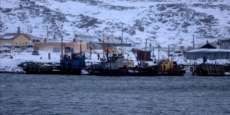 Putin signs law renouncing fisheries agreement with UK