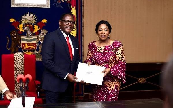 Ghana, Malawi sign visa waiver agreement
