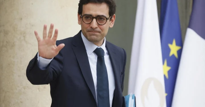 Russia summons French ambassador over foreign minister’s ‘unacceptable’ comments
