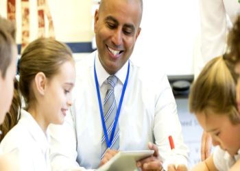 If law is passed, public schools in some US states may get chaplains