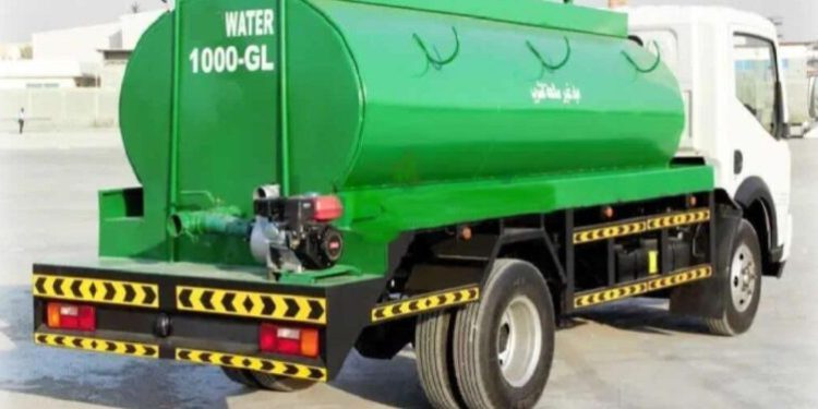Enugu government gives drivers deadline to colour-coat water tankers