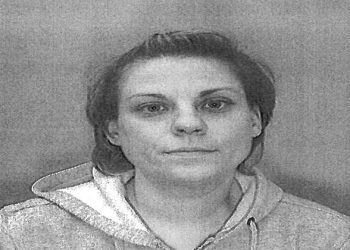 Scamster facing extradition to UK, posed as psychic, Irish heiress