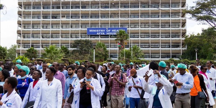 Kenyan doctors reach deal with government to end strike