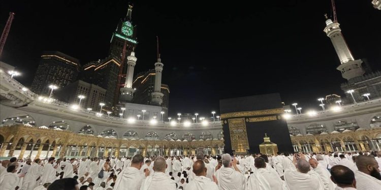 Saudi Arabia introduces new measures to reduce people performing illegal Hajj