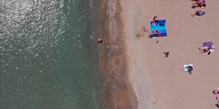 International tourism reaches 97% of pre-virus levels in Q1