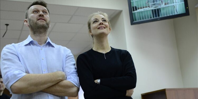 Russia puts wife of opposition politician Alexey Navalny, Yulia, on list of extremists and terrorists