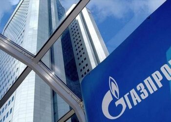 Gazprom sees $5.6B loss in 1st half of this year