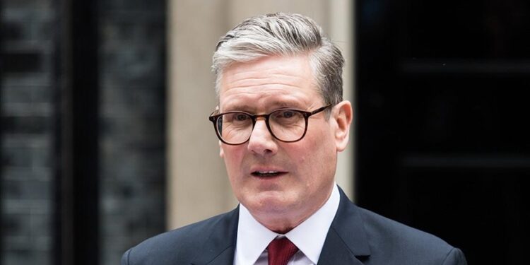 Starmer assures Ukraine of continued UK support during his 1st overseas visit as premier