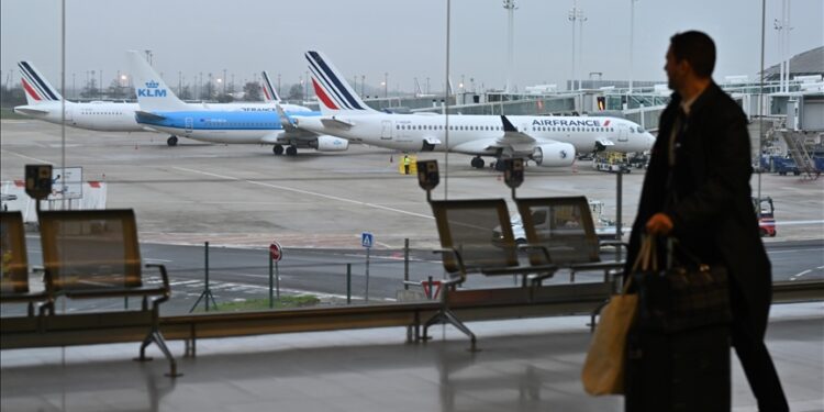 France warns nationals against traveling to Mideast amid risks of ‘military escalation’