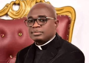 Benue governor urges security agents to rescue abducted 20 medical students