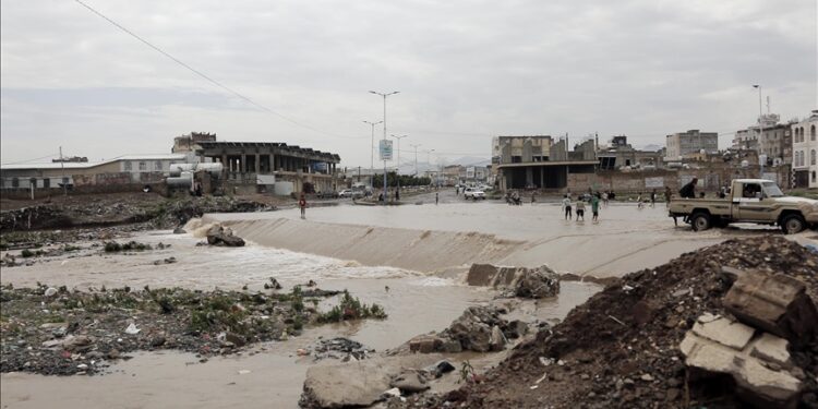 Yemen floods displace over 12,000 families in Marib